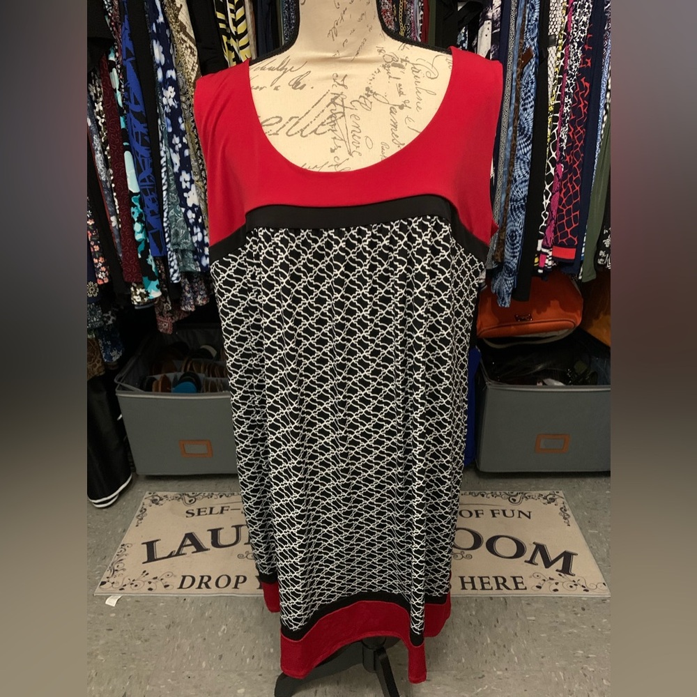 EnFocus woman’s Dress Size 20w